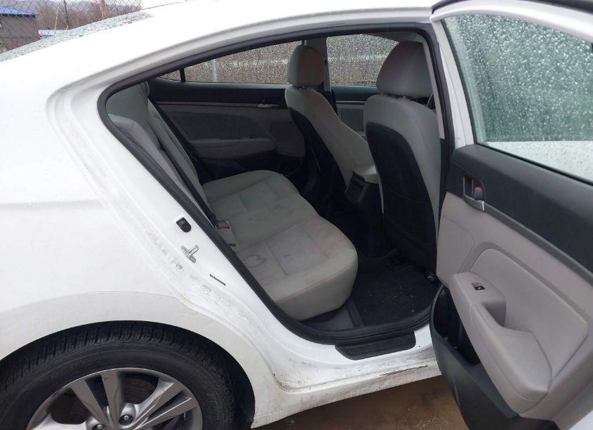 Photo 8 of 2017 Hyundai Elantra SE (VIN 5NPD84LF8HH027835)