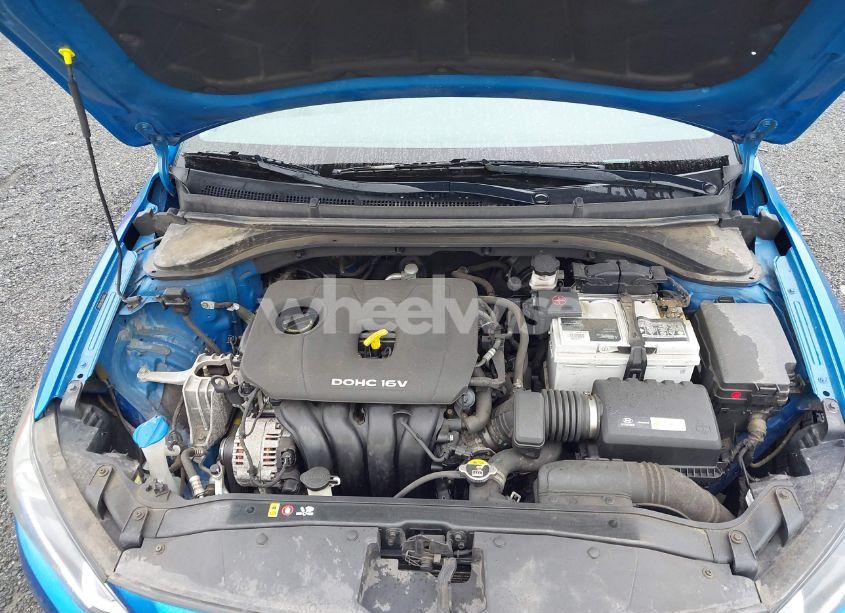 Photo 10 of 2017 Hyundai Elantra SE (VIN 5NPD84LF8HH029570)