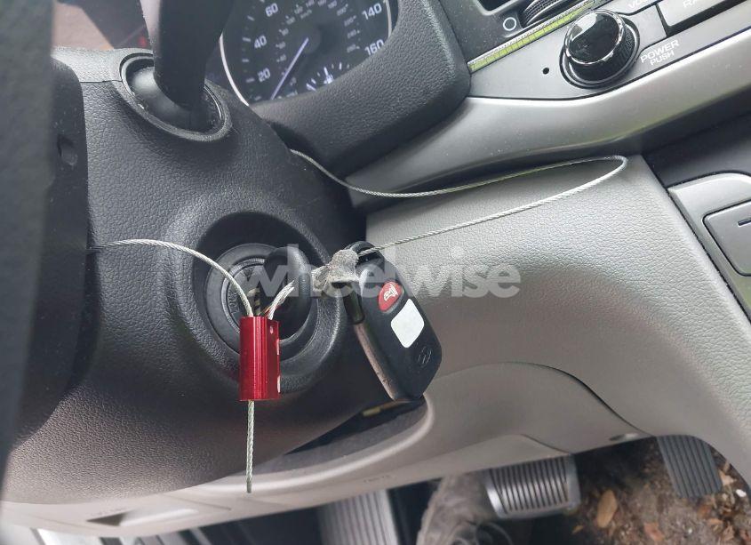 Photo 11 of 2017 Hyundai Elantra SE (VIN 5NPD84LF8HH040035)