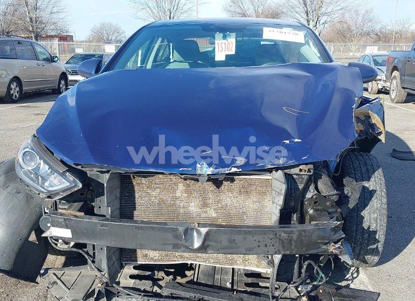 Photo 12 of 2017 Hyundai Elantra SE (VIN 5NPD84LF8HH078512)