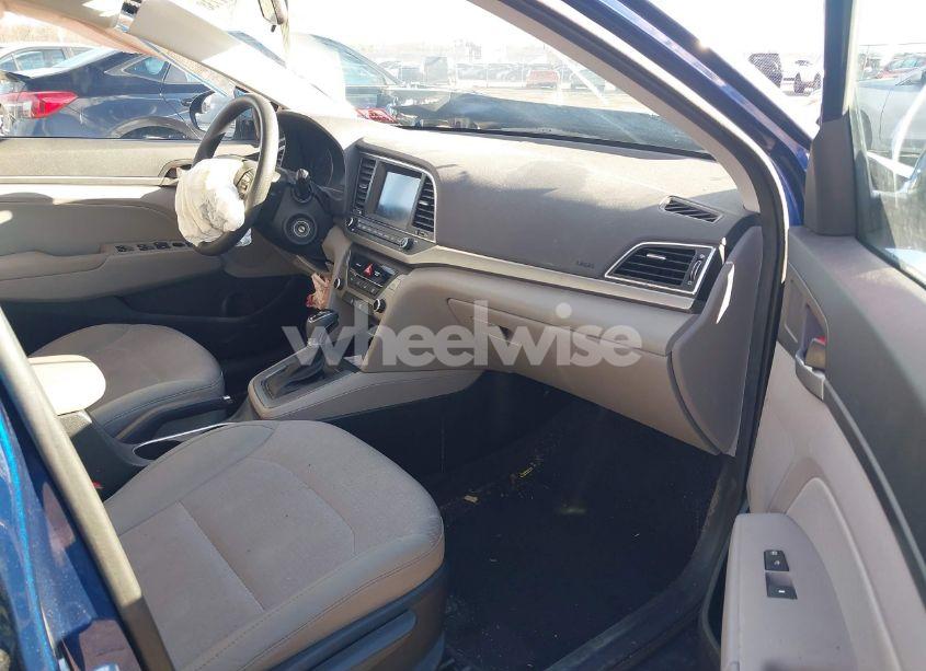 Photo 5 of 2017 Hyundai Elantra SE (VIN 5NPD84LF8HH078512)