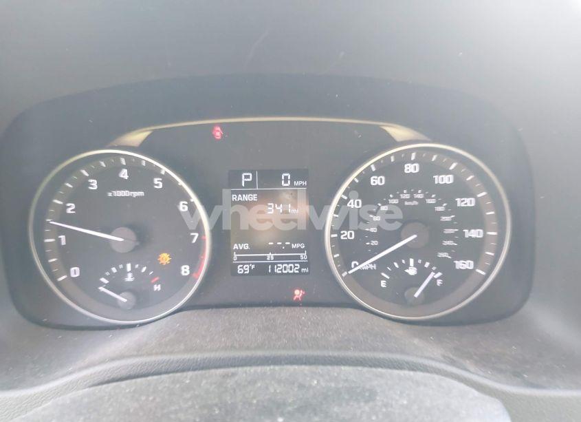 Photo 7 of 2017 Hyundai Elantra SE (VIN 5NPD84LF8HH078512)