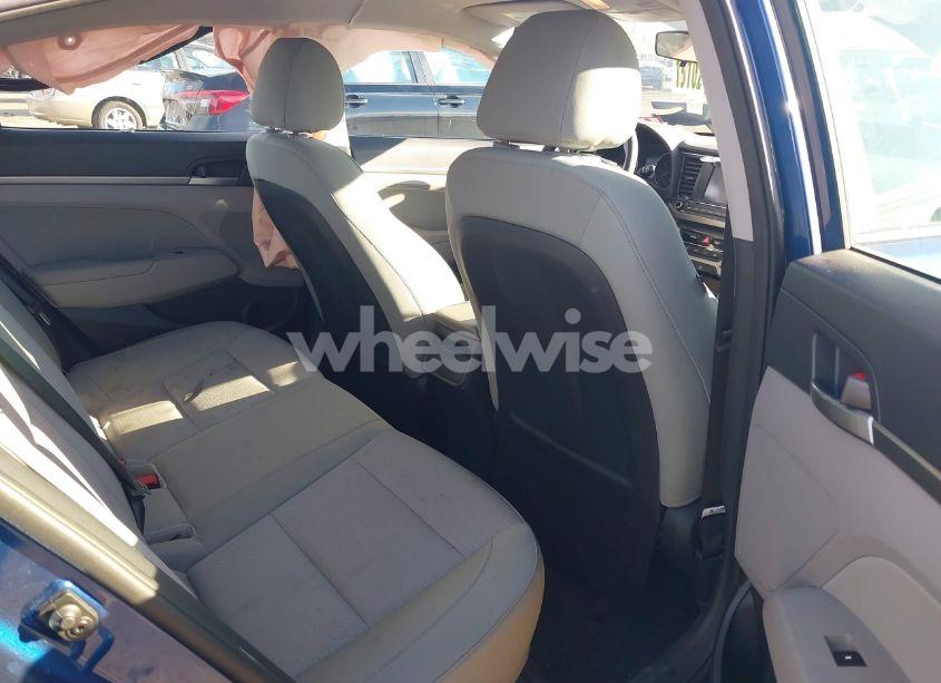 Photo 8 of 2017 Hyundai Elantra SE (VIN 5NPD84LF8HH078512)