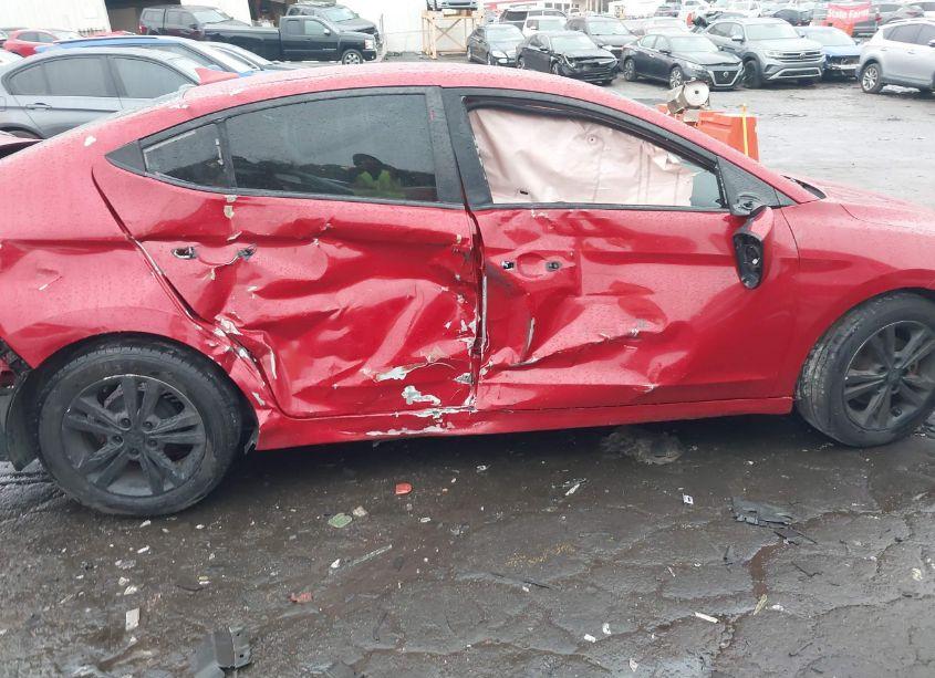 Photo 6 of 2017 Hyundai Elantra SE (VIN 5NPD84LF8HH080616)