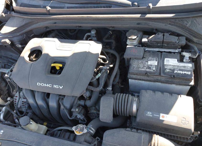 Photo 10 of 2017 Hyundai Elantra SE (VIN 5NPD84LF8HH101402)