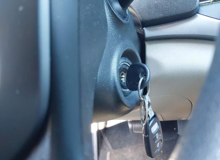 Photo 11 of 2017 Hyundai Elantra SE (VIN 5NPD84LF8HH101402)