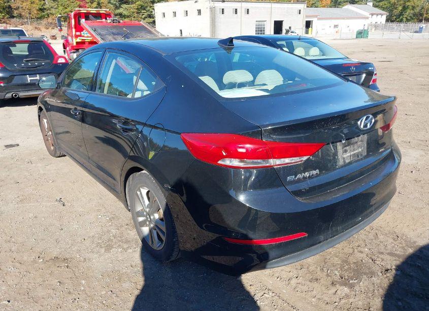 Photo 3 of 2017 Hyundai Elantra SE (VIN 5NPD84LF8HH101402)