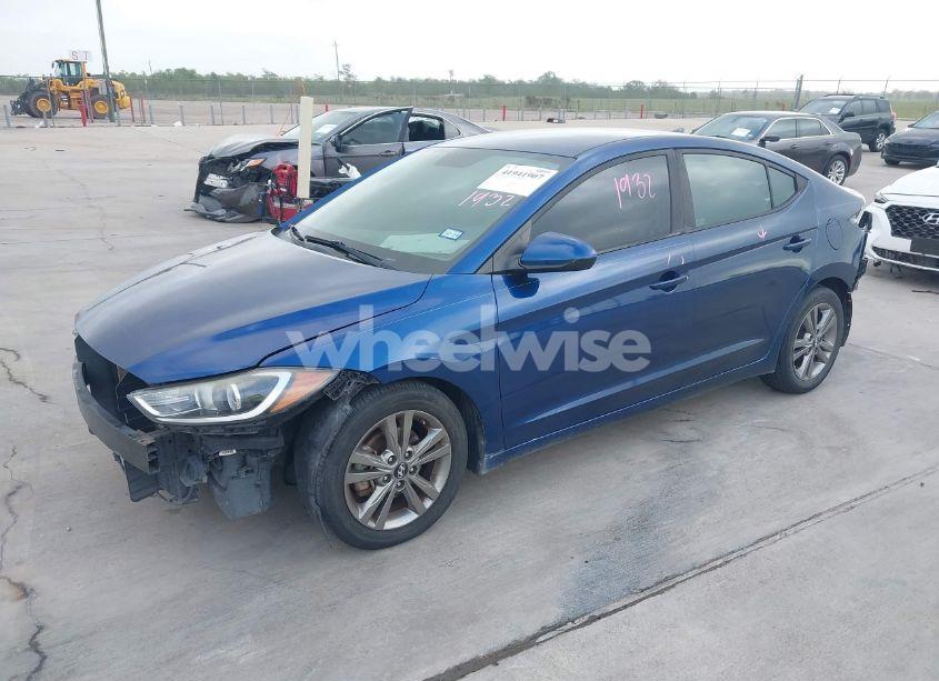 Photo 2 of 2017 Hyundai Elantra SE (VIN 5NPD84LF8HH102341)