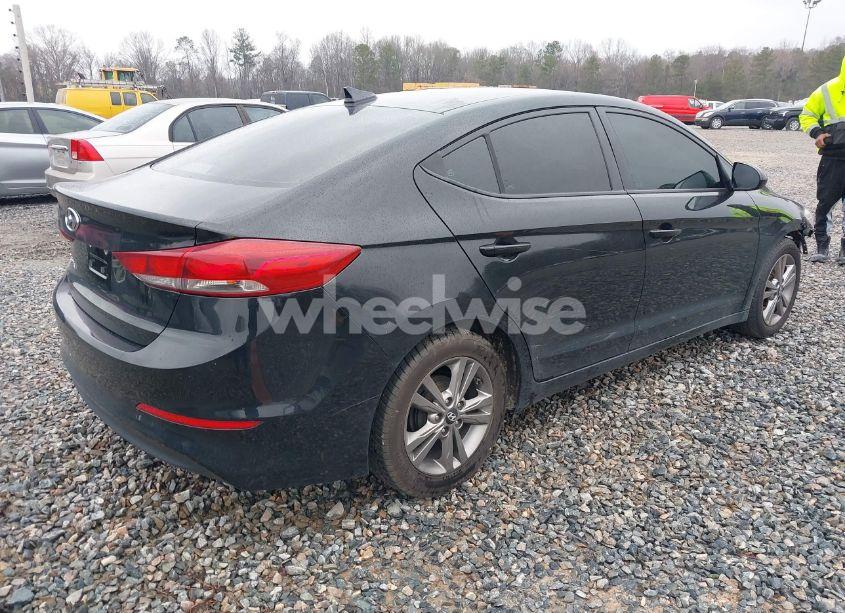 Photo 4 of 2017 Hyundai Elantra SE (VIN 5NPD84LF8HH105482)