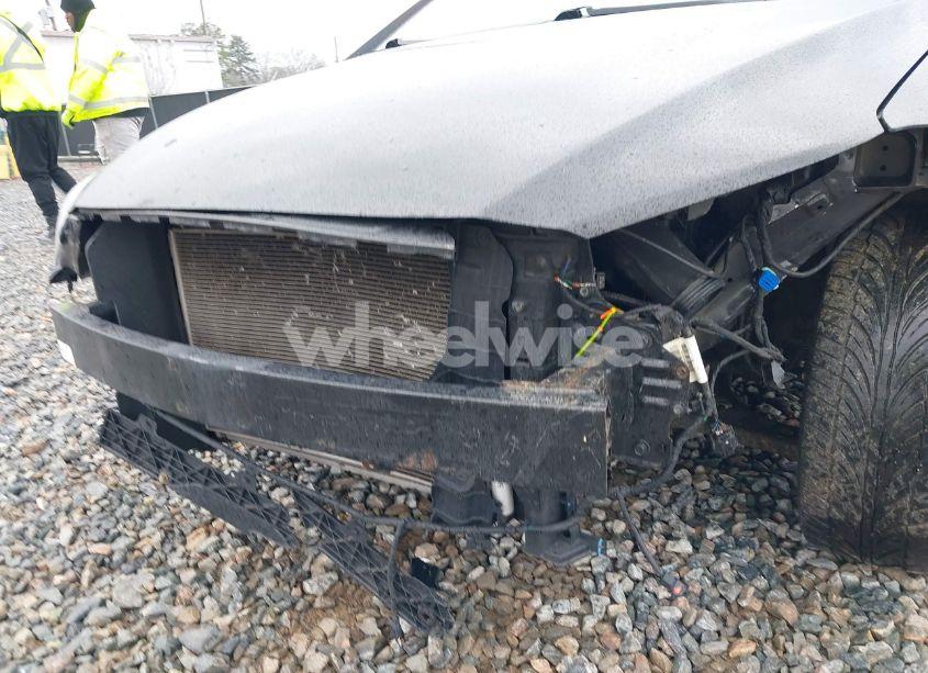 Photo 6 of 2017 Hyundai Elantra SE (VIN 5NPD84LF8HH105482)