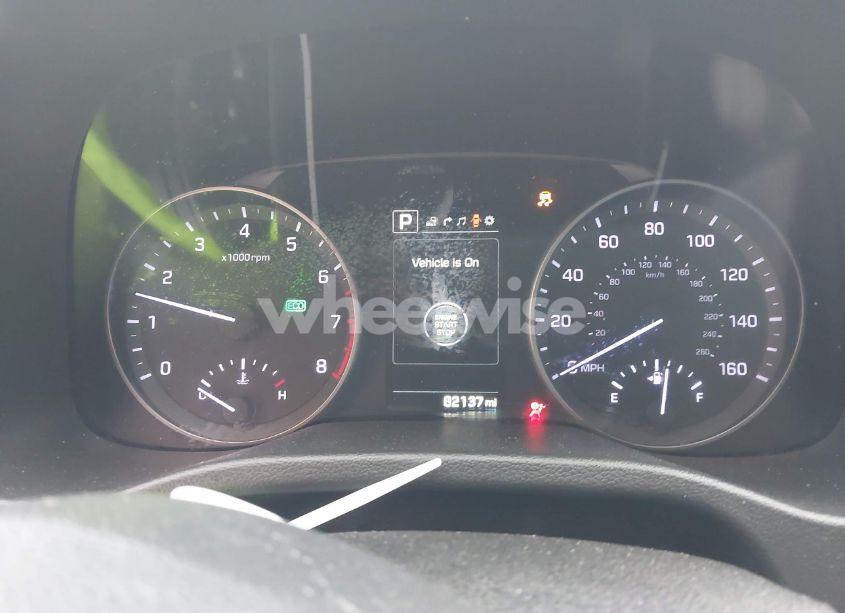 Photo 7 of 2017 Hyundai Elantra LIMITED (VIN 5NPD84LF8HH114876)