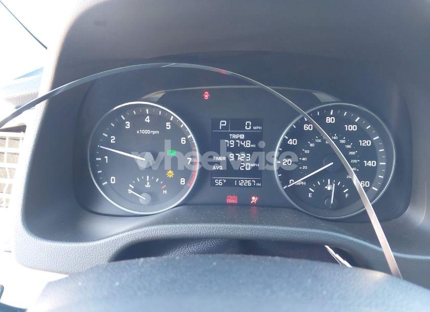 Photo 7 of 2017 Hyundai Elantra SE (VIN 5NPD84LF8HH154794)