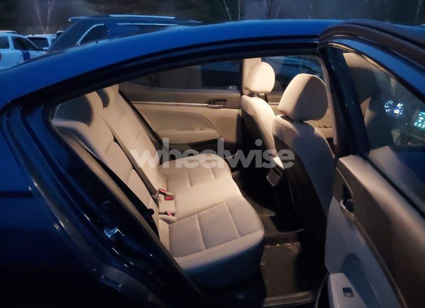 Photo 8 of 2017 Hyundai Elantra SE (VIN 5NPD84LF8HH154827)