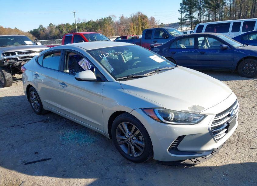 2017 Hyundai Elantra SE (VIN 5NPD84LF8HH158196) main photo