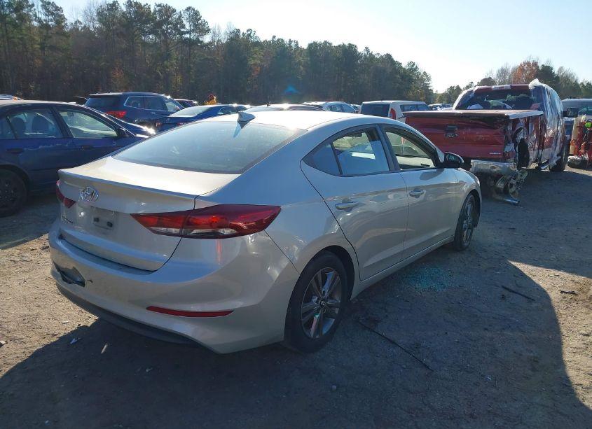 Photo 4 of 2017 Hyundai Elantra SE (VIN 5NPD84LF8HH158196)