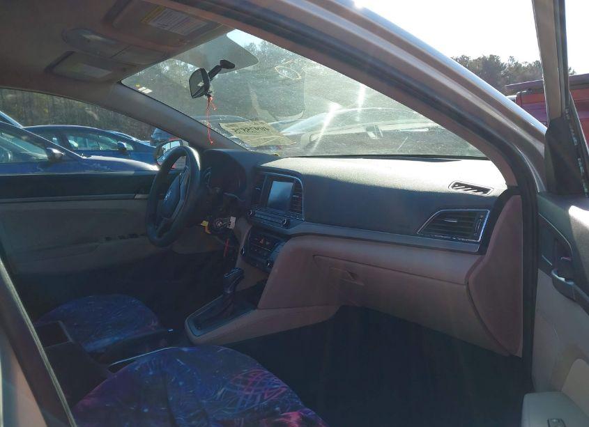 Photo 5 of 2017 Hyundai Elantra SE (VIN 5NPD84LF8HH158196)