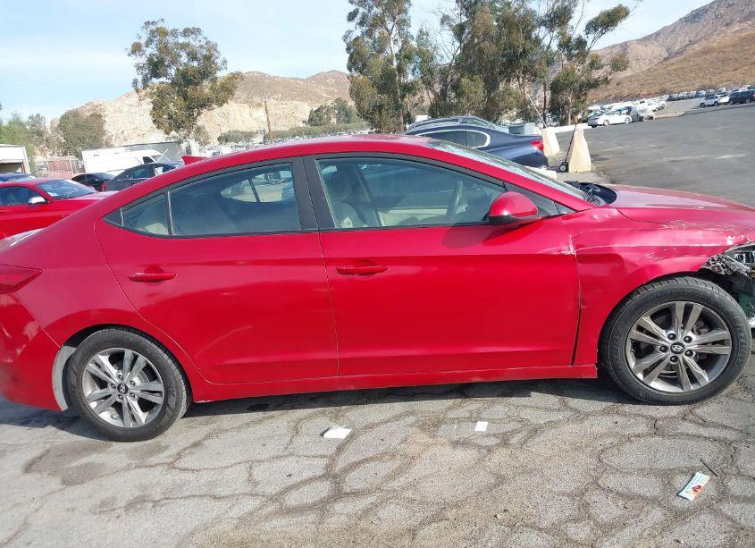 Photo 13 of 2017 Hyundai Elantra SE (VIN 5NPD84LF8HH172518)