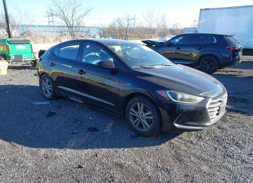 2017 Hyundai Elantra SE (VIN 5NPD84LF8HH175483) main photo