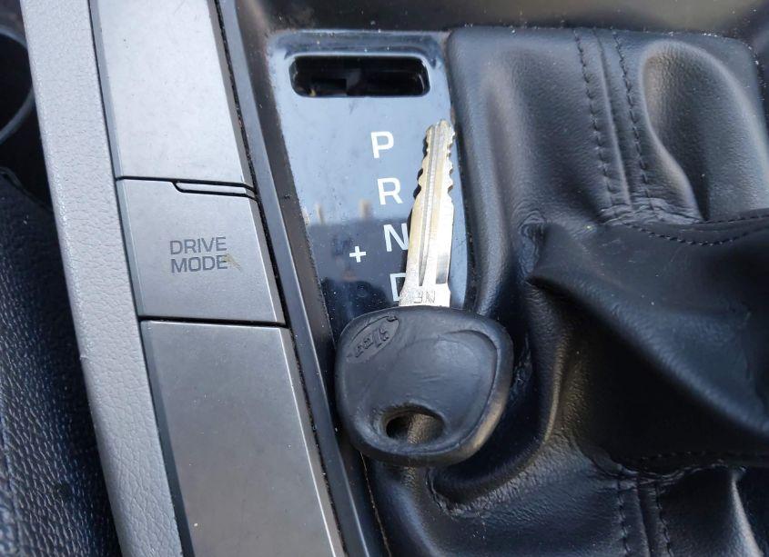 Photo 10 of 2017 Hyundai Elantra SE (VIN 5NPD84LF8HH175483)