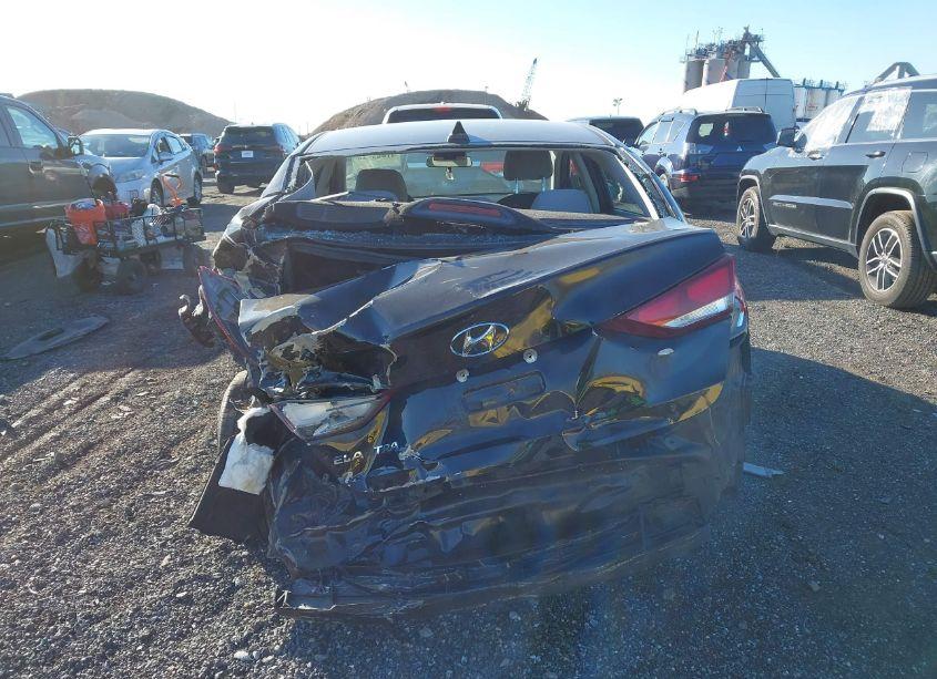 Photo 15 of 2017 Hyundai Elantra SE (VIN 5NPD84LF8HH175483)