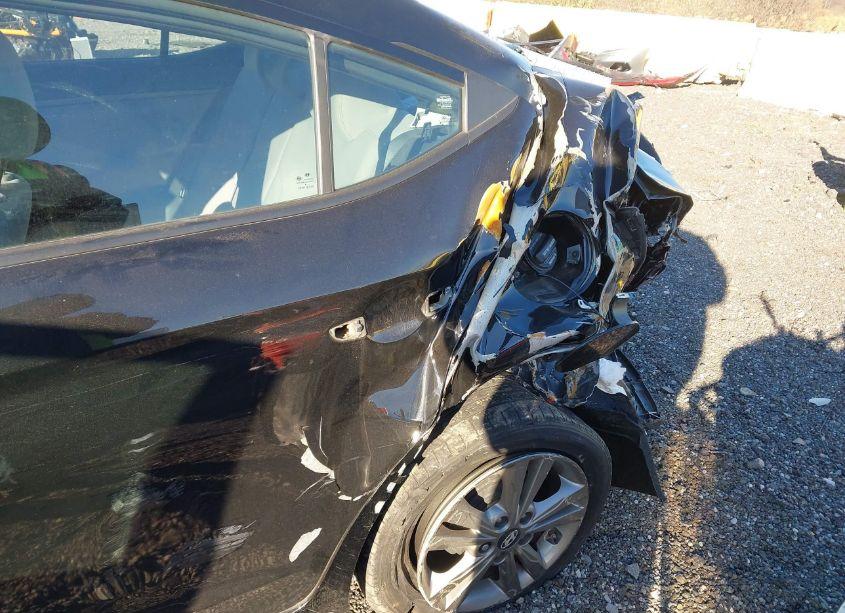 Photo 20 of 2017 Hyundai Elantra SE (VIN 5NPD84LF8HH175483)