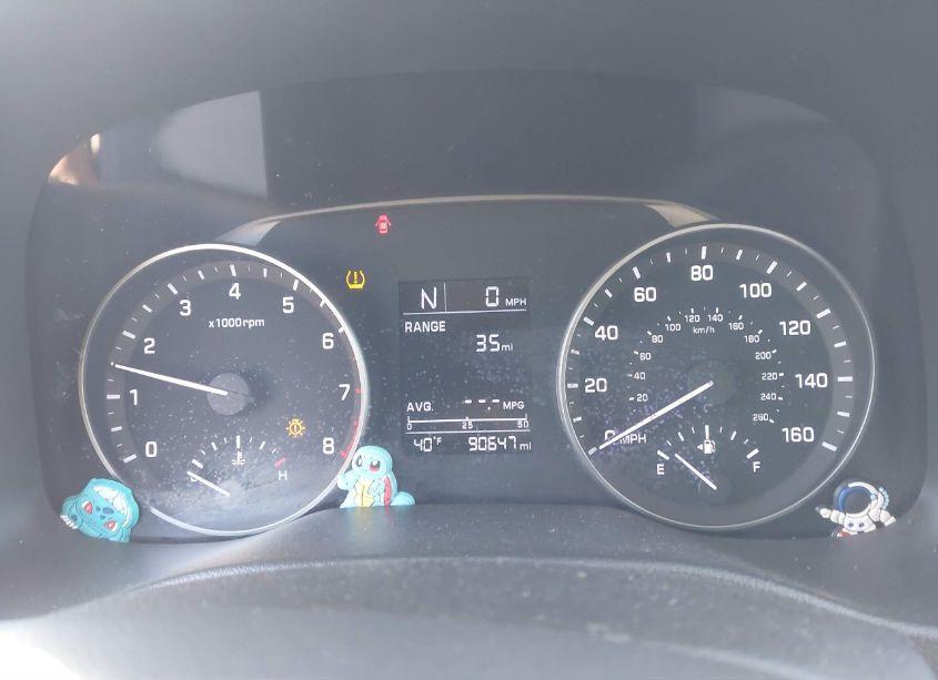 Photo 6 of 2017 Hyundai Elantra SE (VIN 5NPD84LF8HH175483)