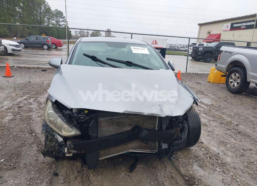 Photo 13 of 2017 Hyundai Elantra SE (VIN 5NPD84LF8HH190372)