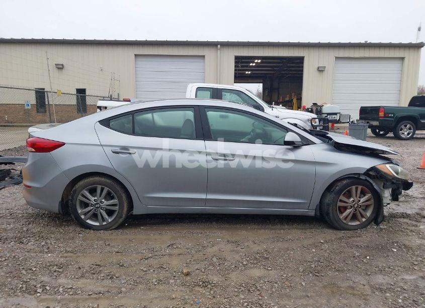 Photo 14 of 2017 Hyundai Elantra SE (VIN 5NPD84LF8HH190372)