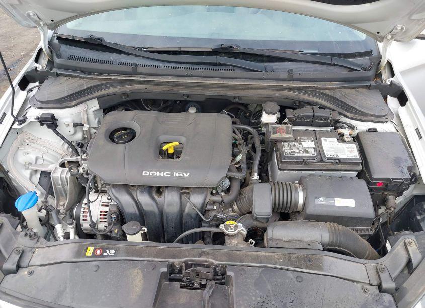 Photo 10 of 2017 Hyundai Elantra SE (VIN 5NPD84LF8HH195703)