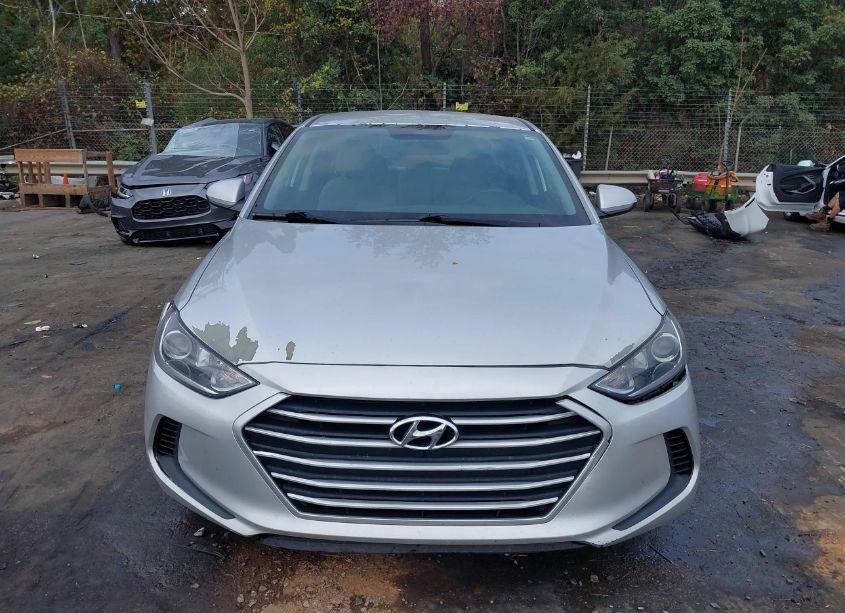 Photo 12 of 2017 Hyundai Elantra SE (VIN 5NPD84LF8HH195703)