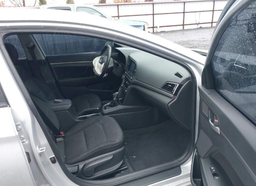 Photo 5 of 2017 Hyundai Elantra VALUE EDITION (VIN 5NPD84LF8HH198696)