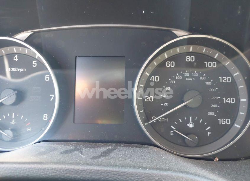 Photo 15 of 2018 Hyundai Elantra SEL (VIN 5NPD84LF8JH216913)