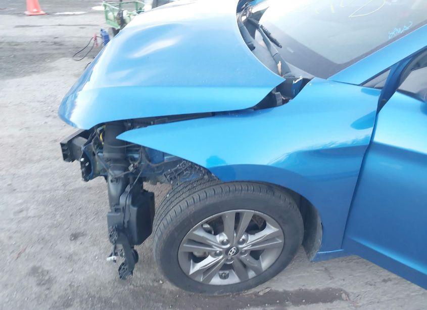 Photo 18 of 2018 Hyundai Elantra SEL (VIN 5NPD84LF8JH226812)