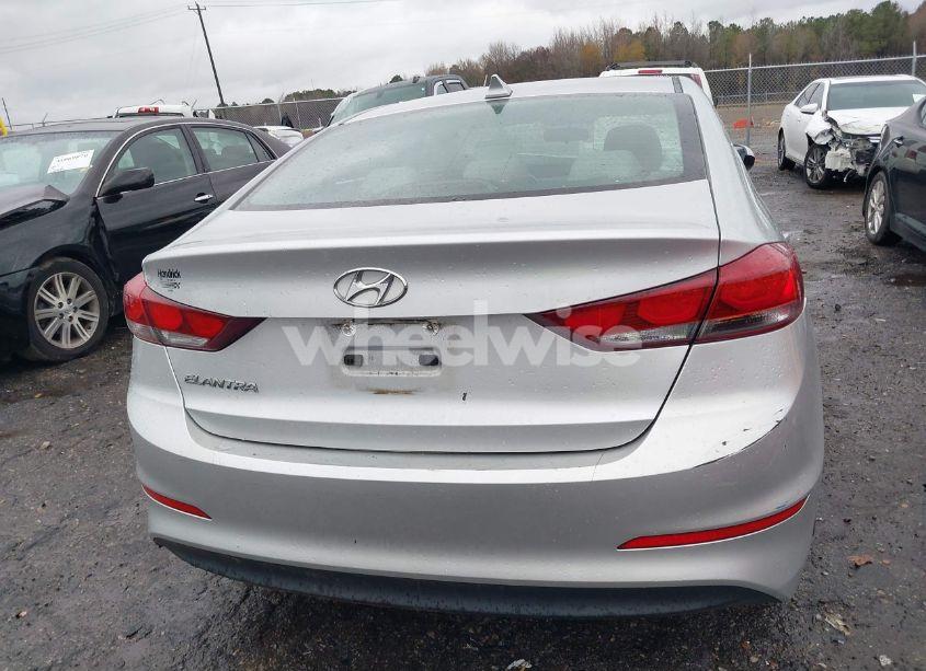 Photo 17 of 2018 Hyundai Elantra SEL (VIN 5NPD84LF8JH259468)