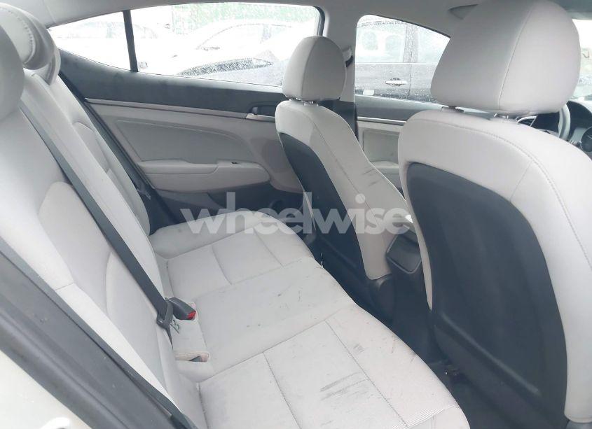 Photo 8 of 2018 Hyundai Elantra SEL (VIN 5NPD84LF8JH259468)