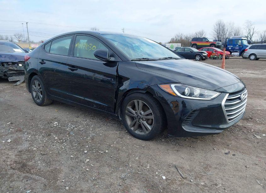 2018 Hyundai Elantra SEL (VIN 5NPD84LF8JH269949) main photo