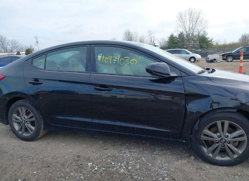 Photo 12 of 2018 Hyundai Elantra SEL (VIN 5NPD84LF8JH269949)