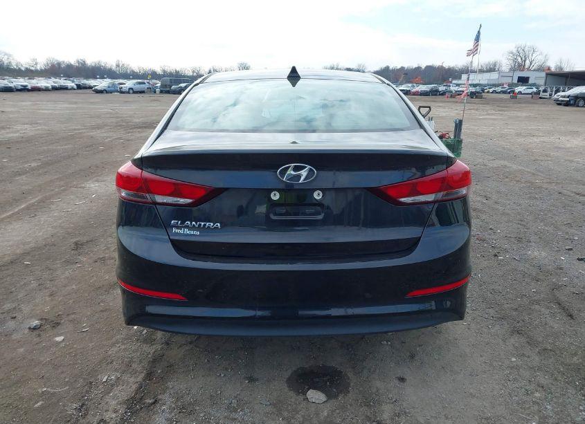 Photo 15 of 2018 Hyundai Elantra SEL (VIN 5NPD84LF8JH269949)