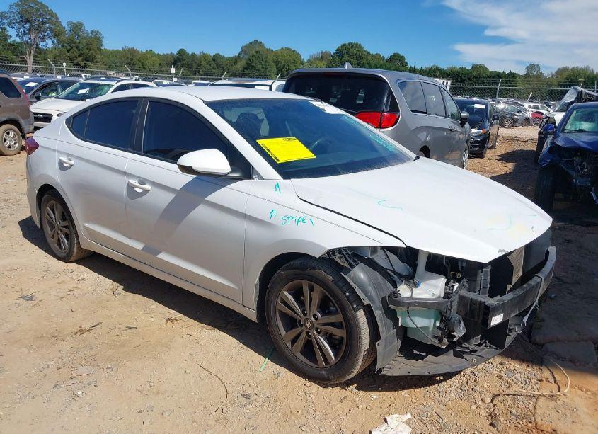 2018 Hyundai Elantra SEL (VIN 5NPD84LF8JH298884) main photo