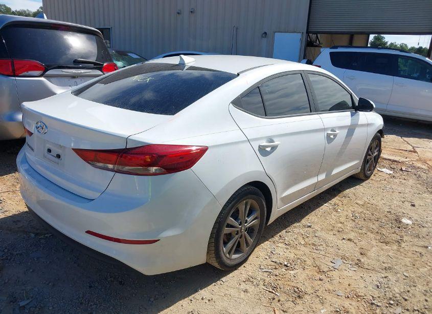 Photo 4 of 2018 Hyundai Elantra SEL (VIN 5NPD84LF8JH298884)