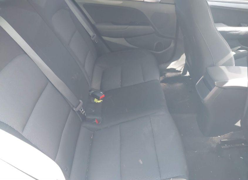 Photo 8 of 2018 Hyundai Elantra SEL (VIN 5NPD84LF8JH298884)