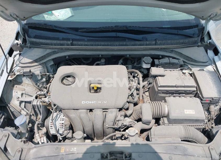 Photo 10 of 2018 Hyundai Elantra SEL (VIN 5NPD84LF8JH313836)