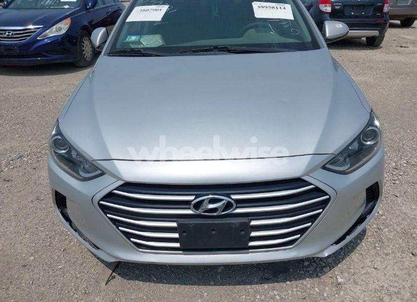 Photo 12 of 2018 Hyundai Elantra SEL (VIN 5NPD84LF8JH313836)