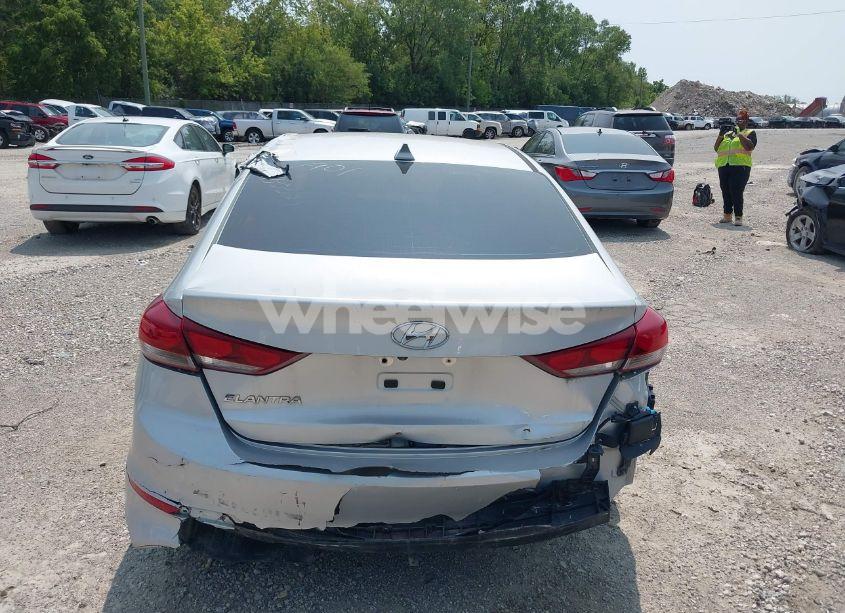 Photo 16 of 2018 Hyundai Elantra SEL (VIN 5NPD84LF8JH313836)