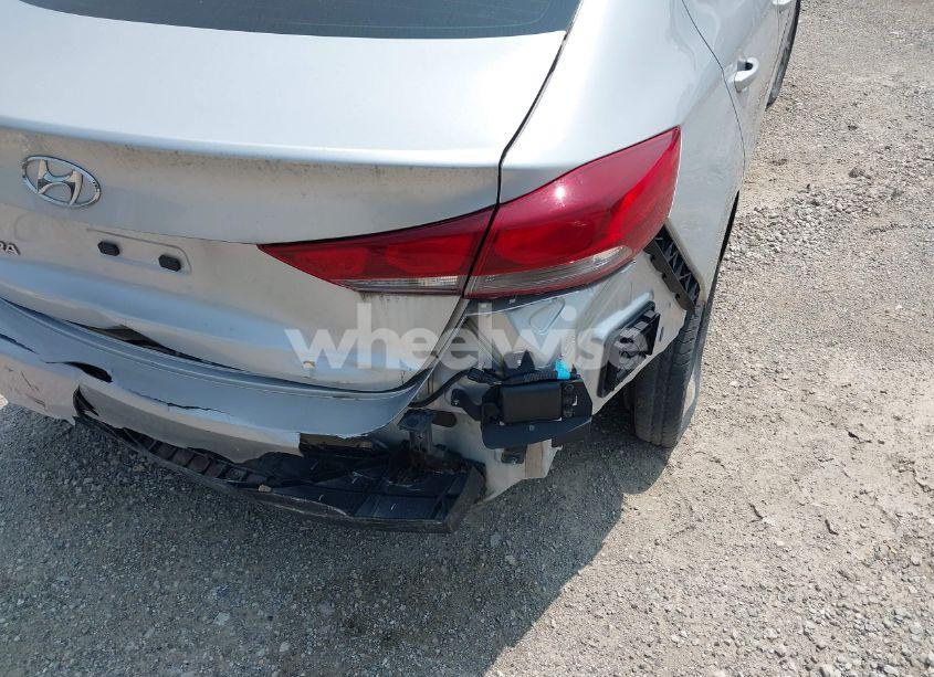 Photo 17 of 2018 Hyundai Elantra SEL (VIN 5NPD84LF8JH313836)