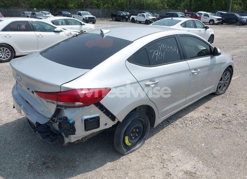 Photo 4 of 2018 Hyundai Elantra SEL (VIN 5NPD84LF8JH313836)