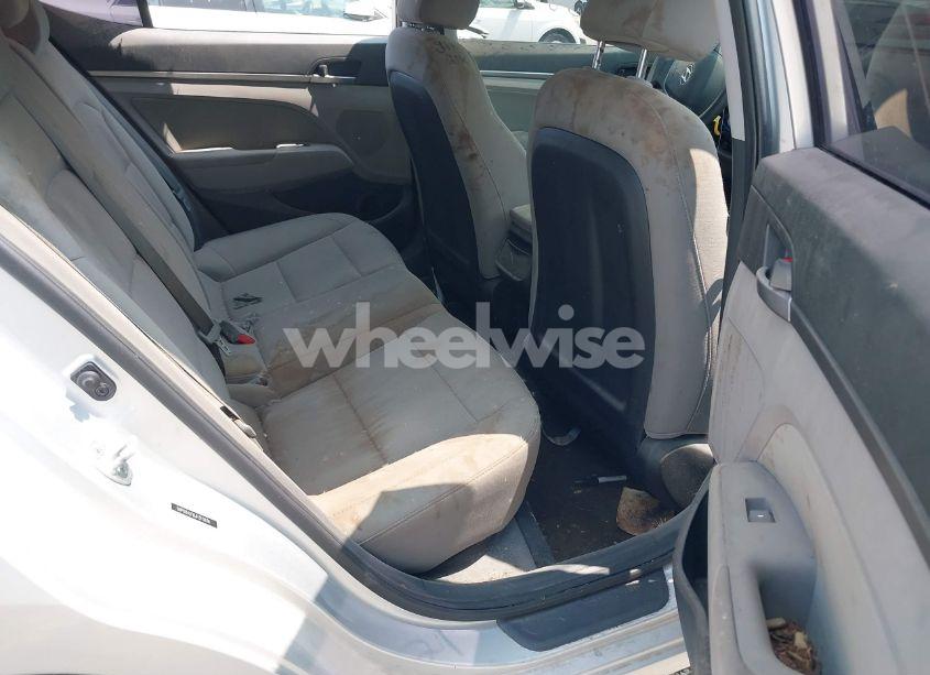 Photo 8 of 2018 Hyundai Elantra SEL (VIN 5NPD84LF8JH313836)