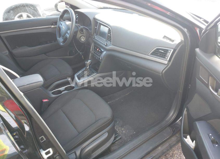 Photo 5 of 2018 Hyundai Elantra SEL (VIN 5NPD84LF8JH340731)