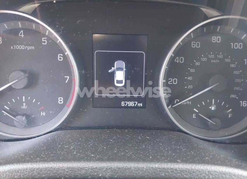 Photo 7 of 2018 Hyundai Elantra SEL (VIN 5NPD84LF8JH340731)