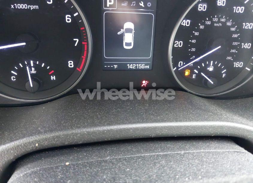 Photo 15 of 2018 Hyundai Elantra SEL (VIN 5NPD84LF8JH356086)